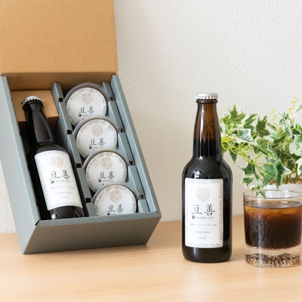 プレミアムアイスコーヒー1本とコーヒーゼリー4個のセット